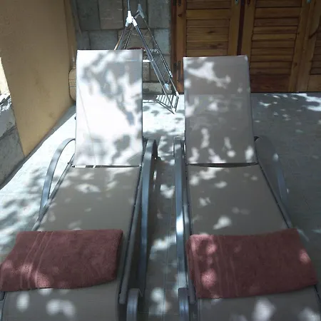 Maric Mit Terrasse Und Balkon Tatil Evi *